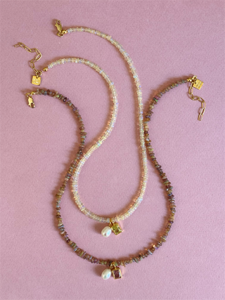 Aviva No.1 Charm Kolye